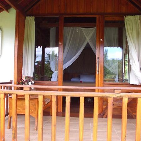 Kubu Shanti Sanda Munduk Esterno foto